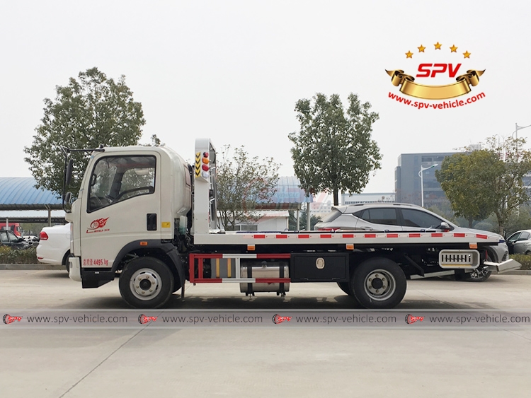 Road Wrecker Sinotruk - LS
